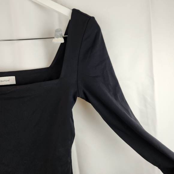 Aritzia Babaton Contour Long sleeve shirt size M BNWT - Picture 9 of 10